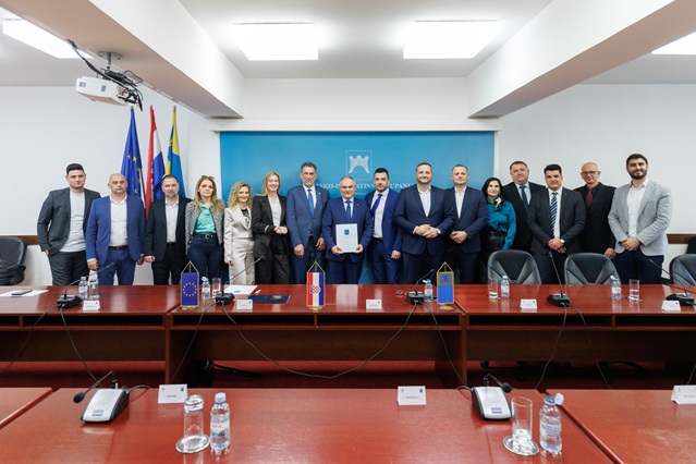 Slika \slike\Vijesti\2025\7-2-2025\Fuchs u Splitu\slika1.jpg